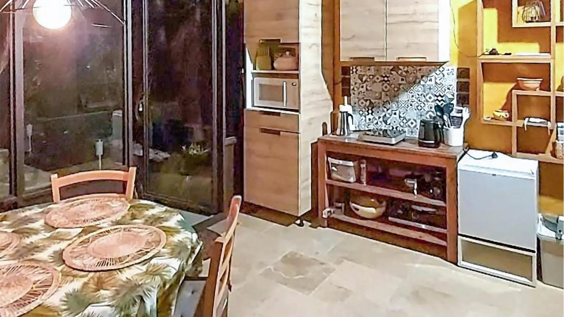 Σπίτι διακοπών Stunning Home In Carpentras With Kitchen Γαλλία