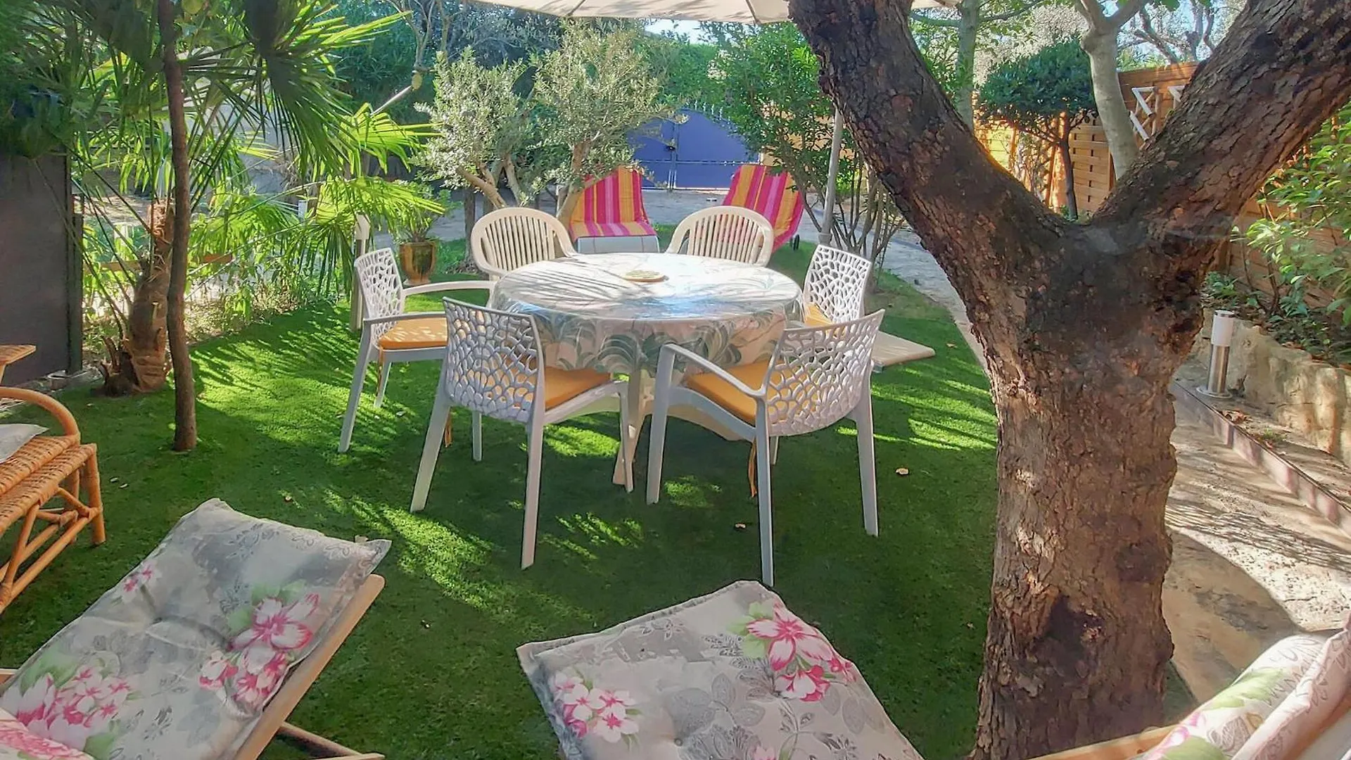 Stunning Home In Carpentras With Kitchen Γαλλία