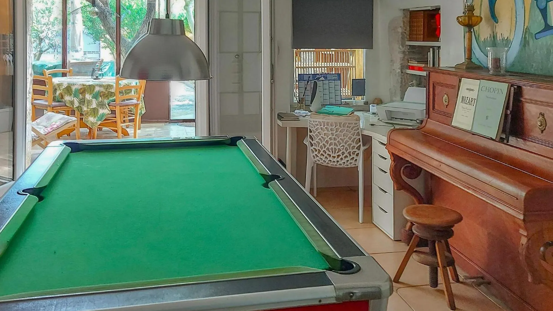 Stunning Home In Carpentras With Kitchen Σπίτι διακοπών